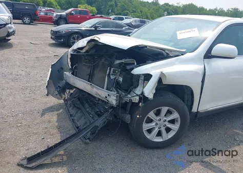 2013 Toyota Highlander Se V6 from USA, damaged, VIN 5TDBK3EH9DS247605